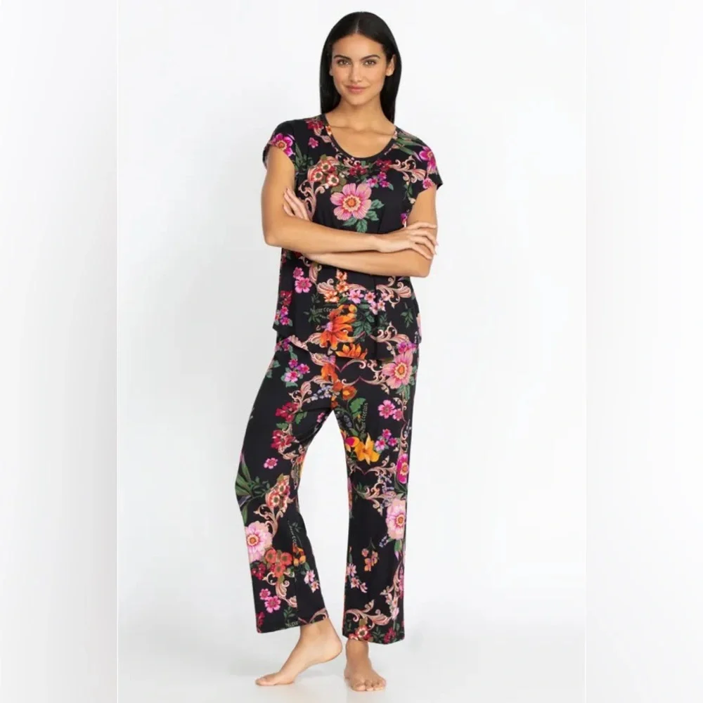 NEW! Johnny Was Capsleeve Cap Sleeve Pajama Set Top & Pants NWT - Picture 1 of 10